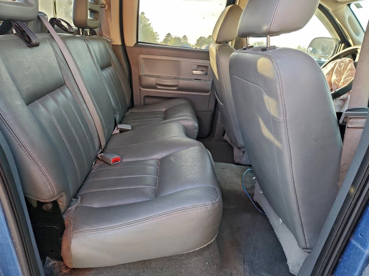 Dodge Dakota Quad Laramie Image 12