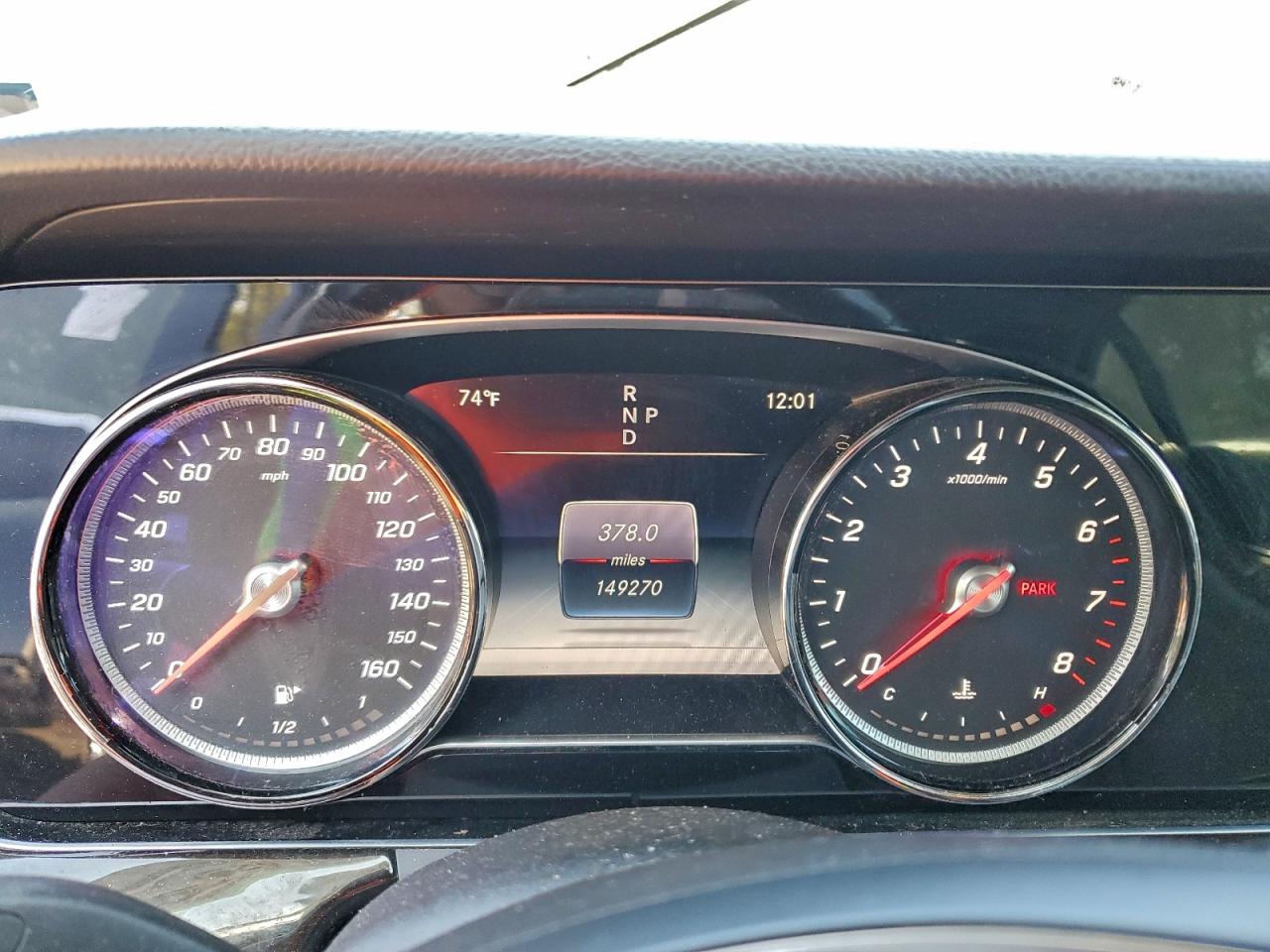 Mercedes-Benz E-Class 300 Image 6