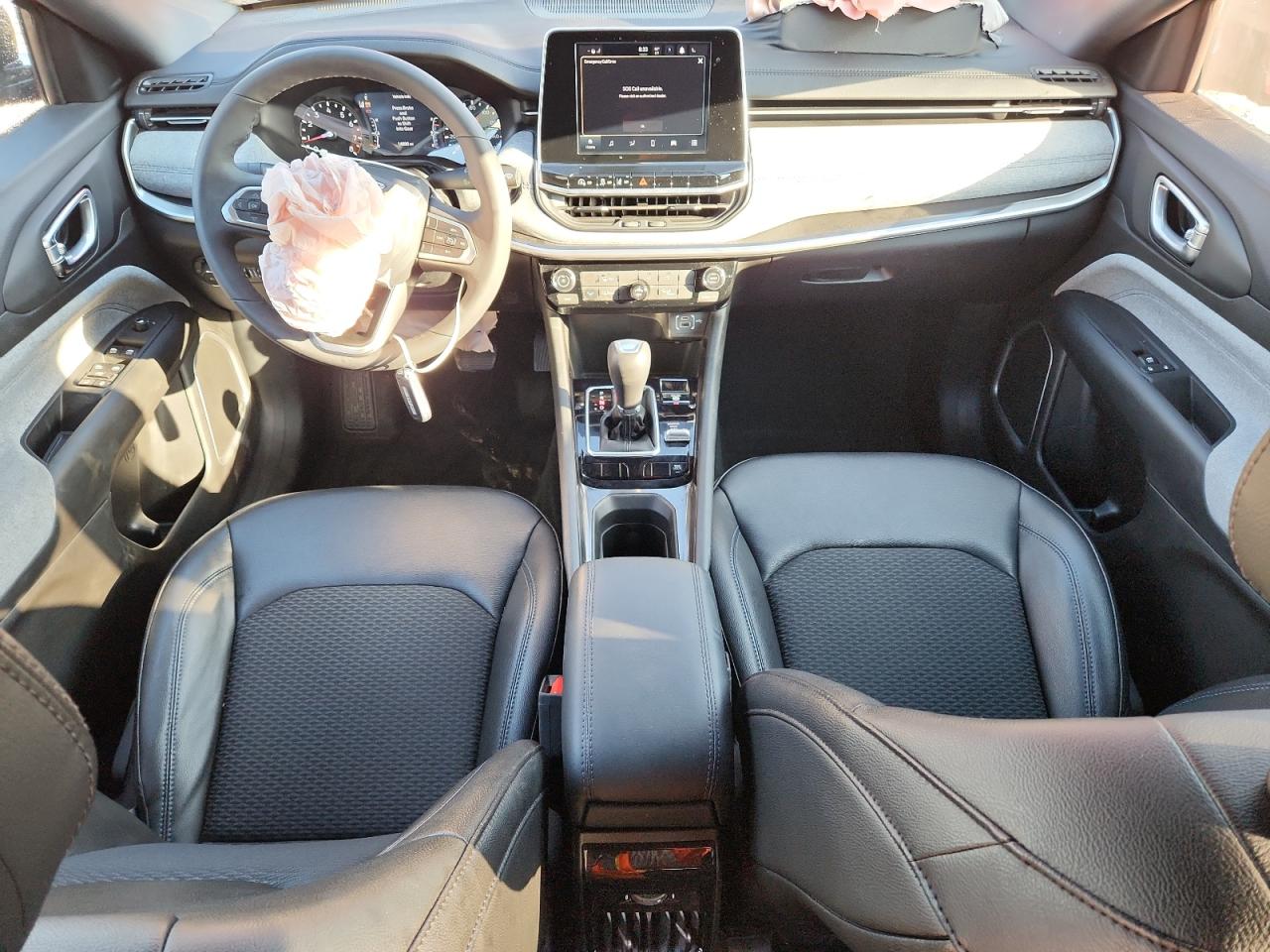 Jeep Compass Latitude Image 6