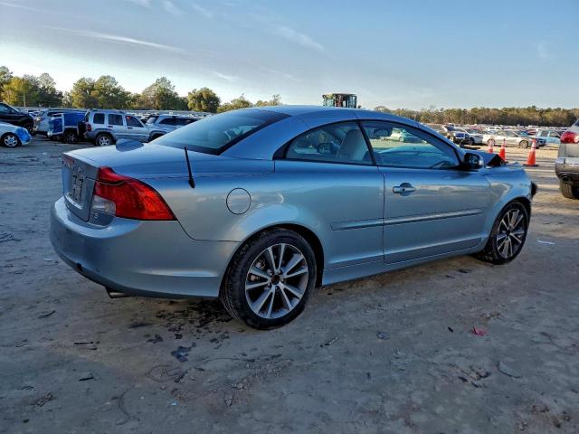 Volvo C70 T5 Image 3