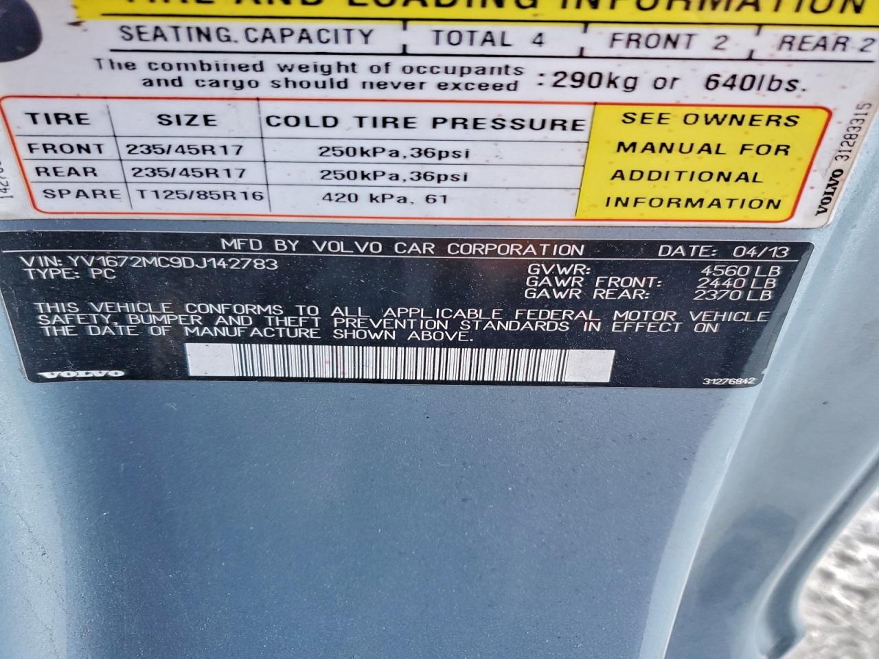 Volvo C70 T5 Image 8