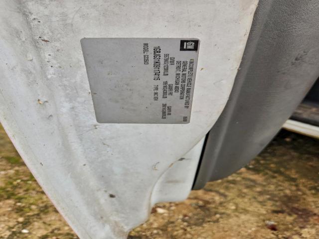 Chevrolet Express Image 8