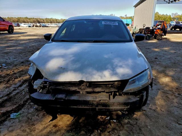 Volkswagen Jetta Base Image 2