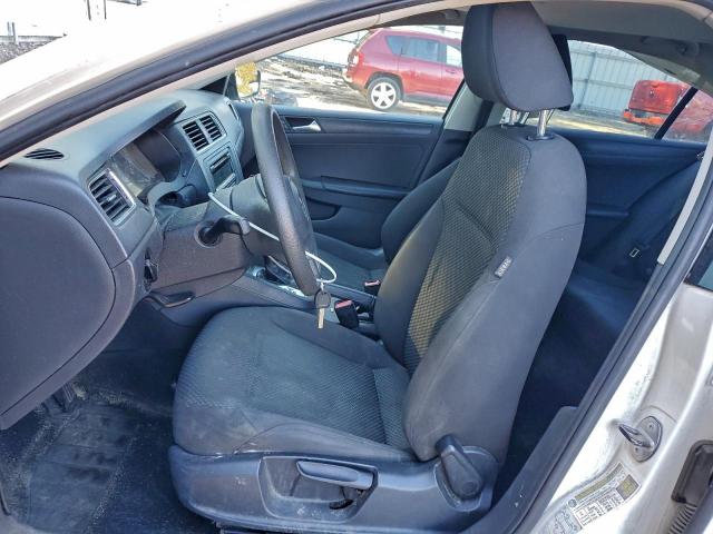 Volkswagen Jetta Base Image 4