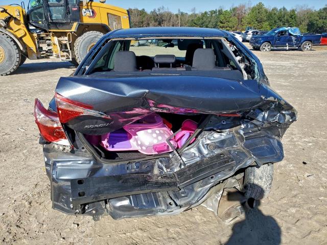 Toyota Corolla L Image 7