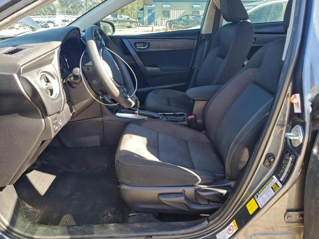 Toyota Corolla L Image 9