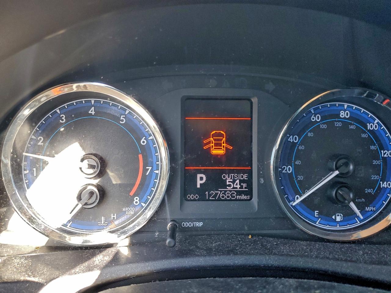 Toyota Corolla L Image 10