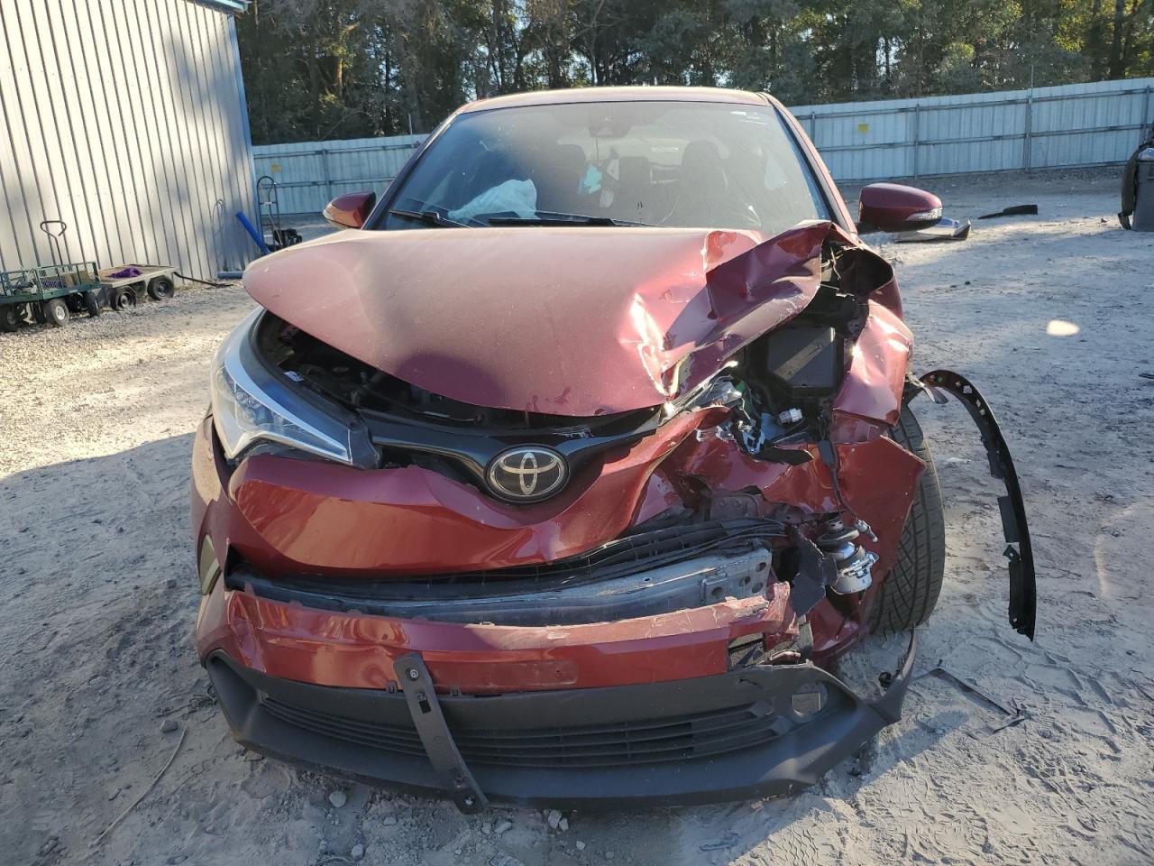 Toyota C-HR Xle Image 6