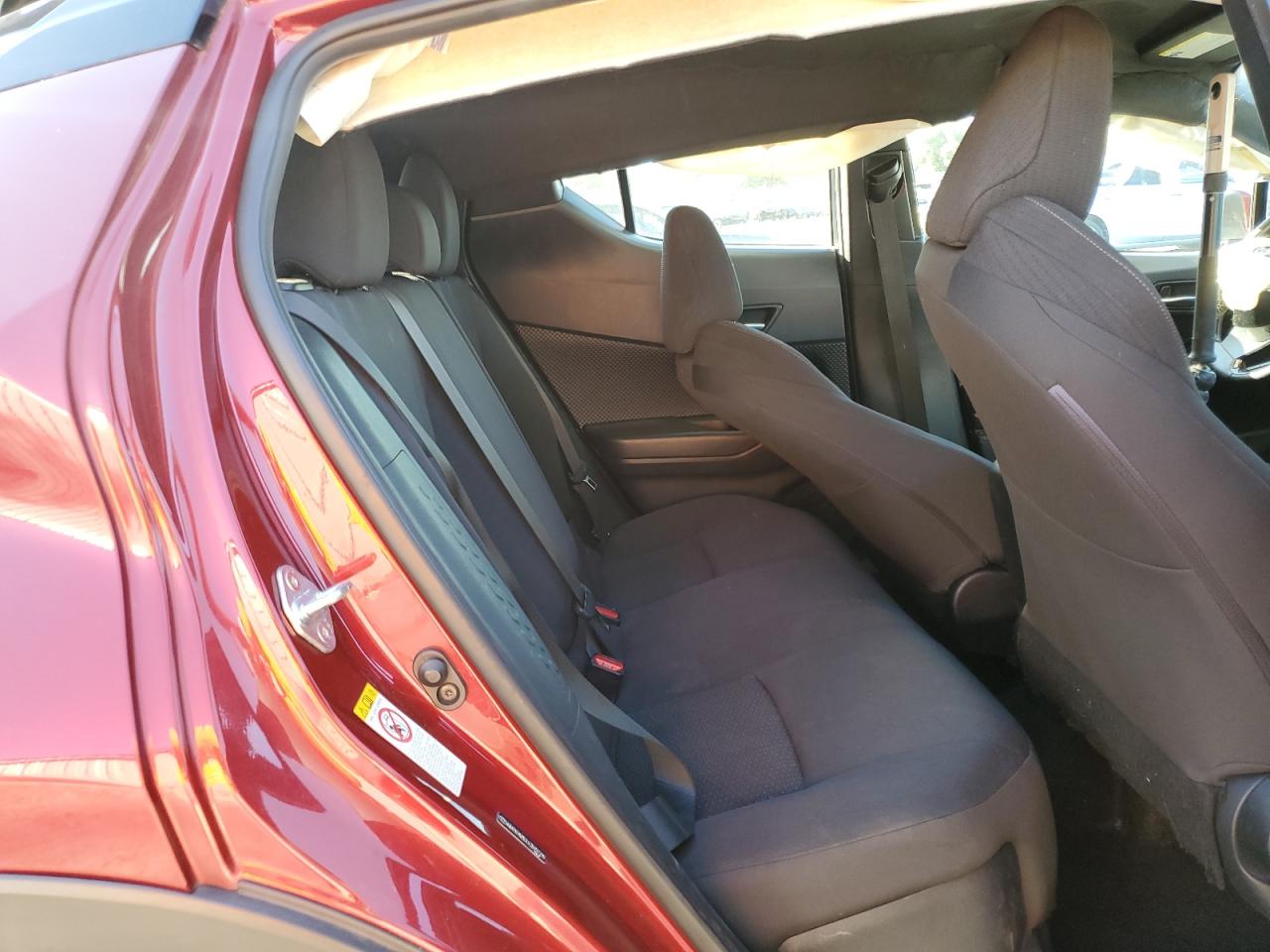 Toyota C-HR Xle Image 8