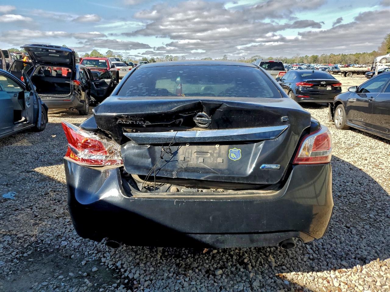 Nissan Altima 2.5 Image 8