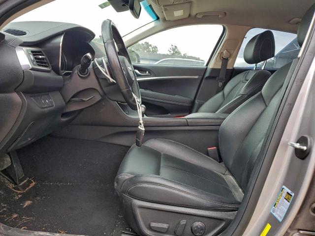 Genesis G70 Base Base Image 7