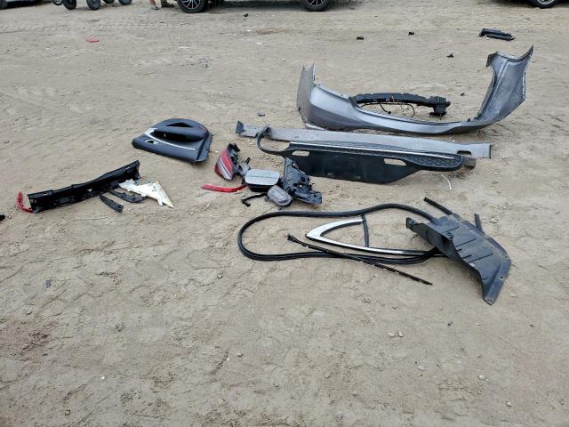 Genesis G70 Base Base Image 12