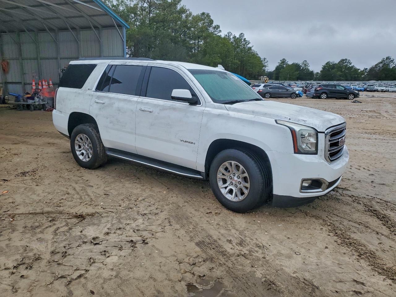 GMC Yukon Slt Image 3