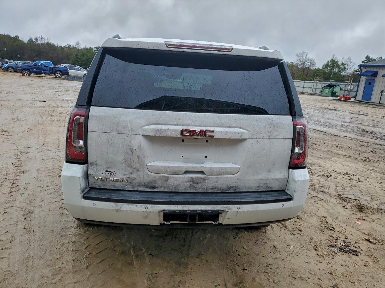 GMC Yukon Slt Image 4