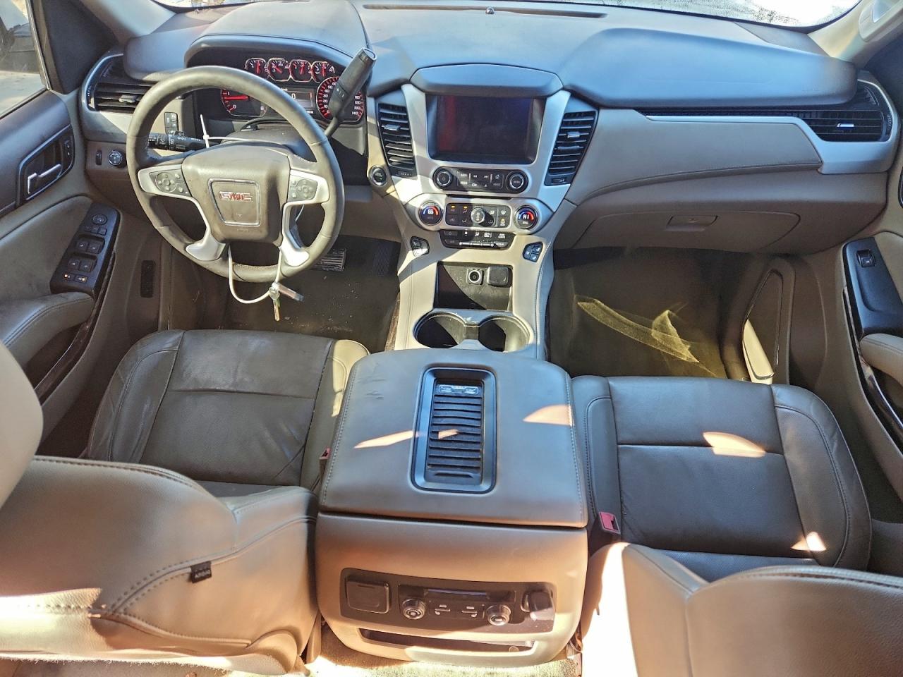 GMC Yukon Slt Image 9