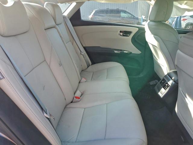 Toyota Avalon Xle Image 5