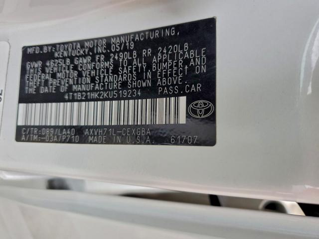 Toyota Camry Hybrid Image 10