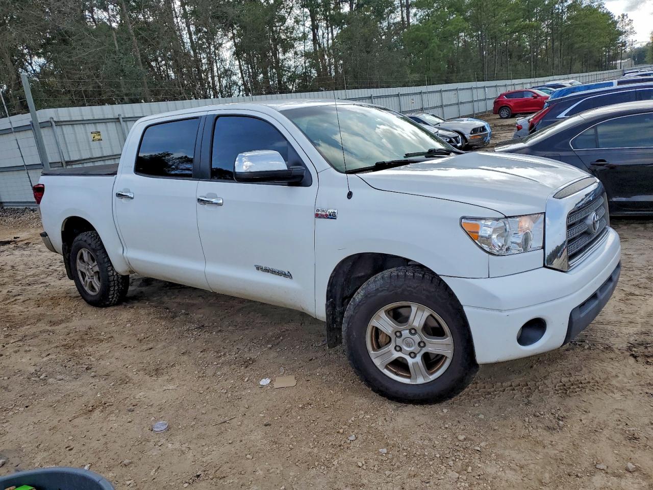 Toyota Tundra Crewmax Limited Image 5