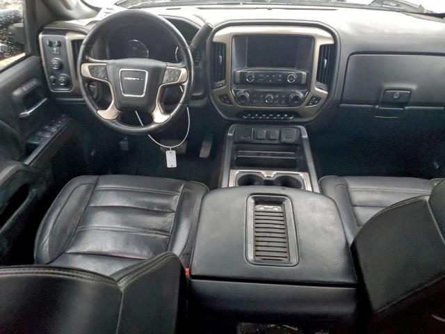 GMC Sierra K2500 Denali Image 5