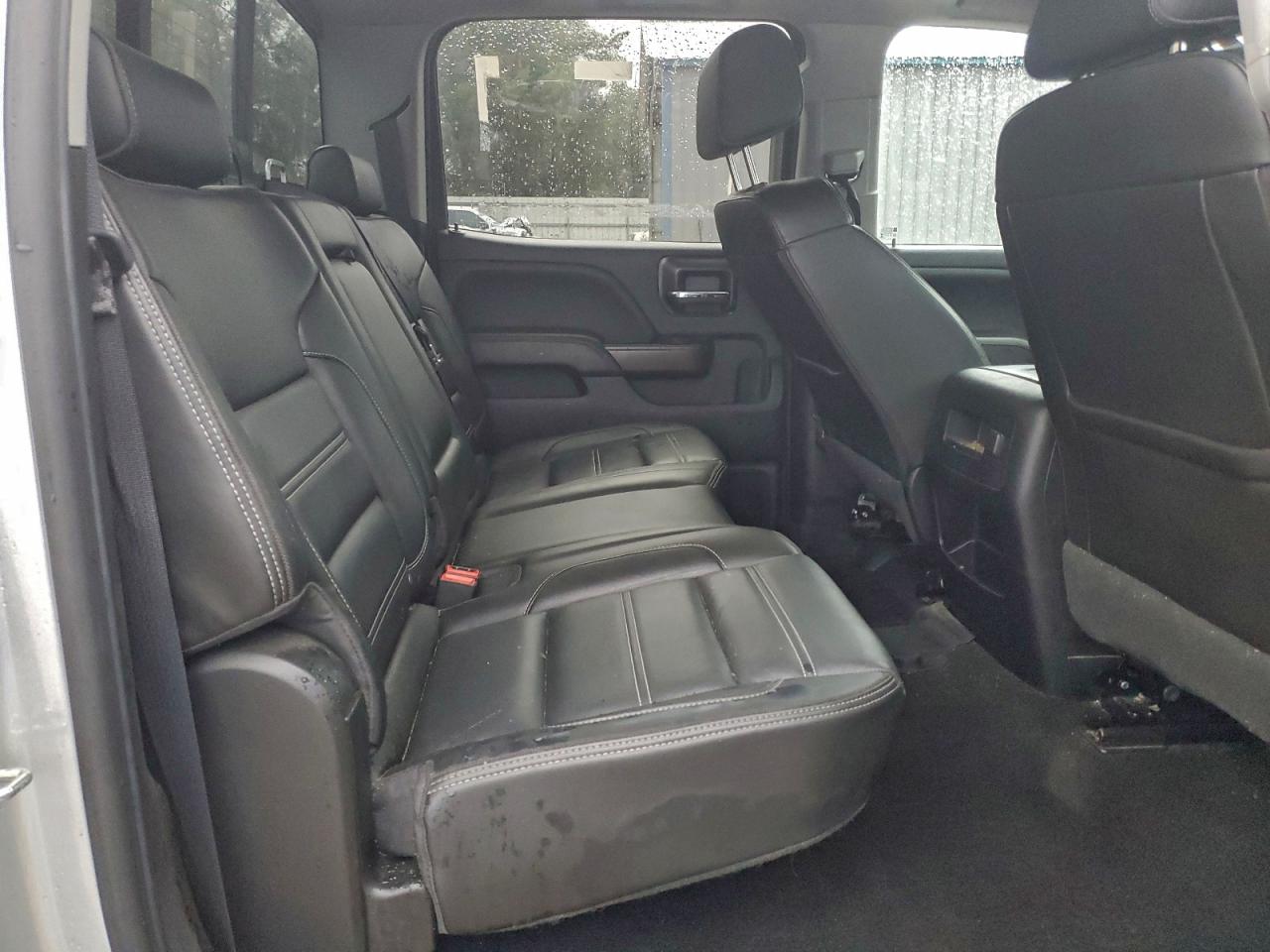 GMC Sierra K2500 Denali Image 7