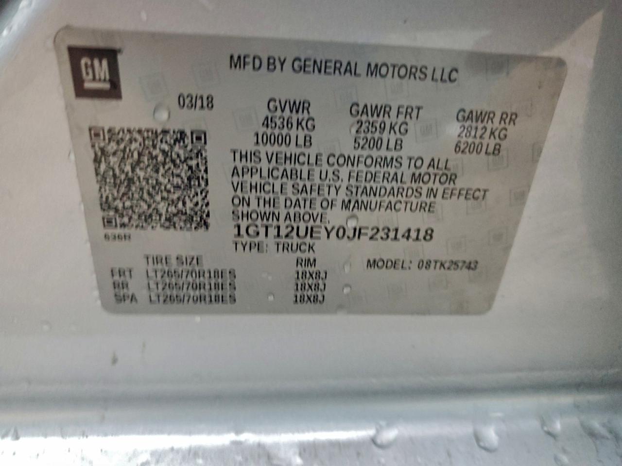 GMC Sierra K2500 Denali Image 12