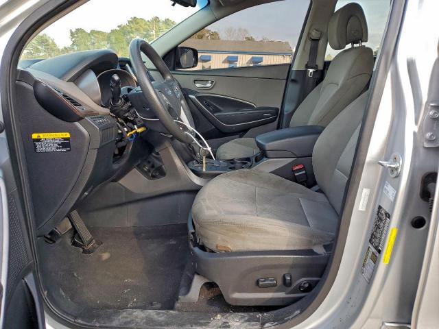 Hyundai SANTA FE Image 11