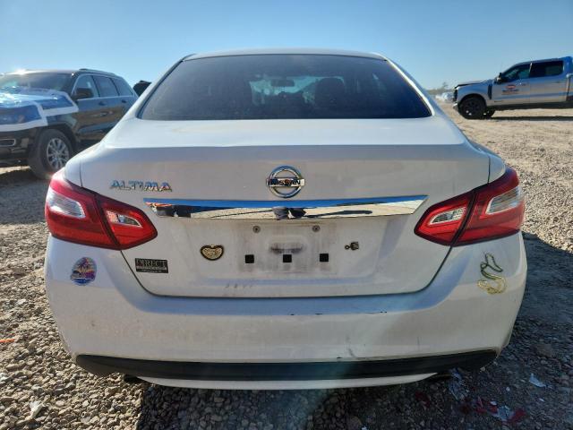 Nissan Altima 2.5 Image 6