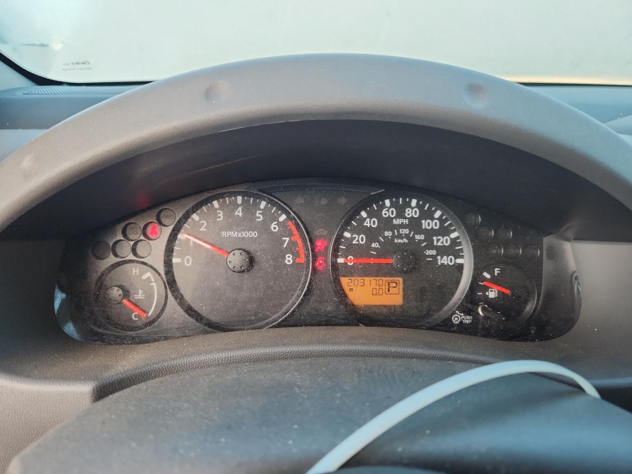 Nissan Frontier S Image 8