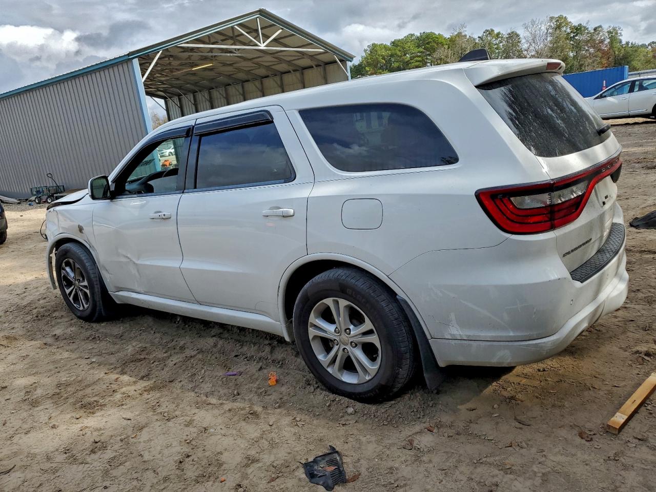 Dodge Durango Sxt Image 2