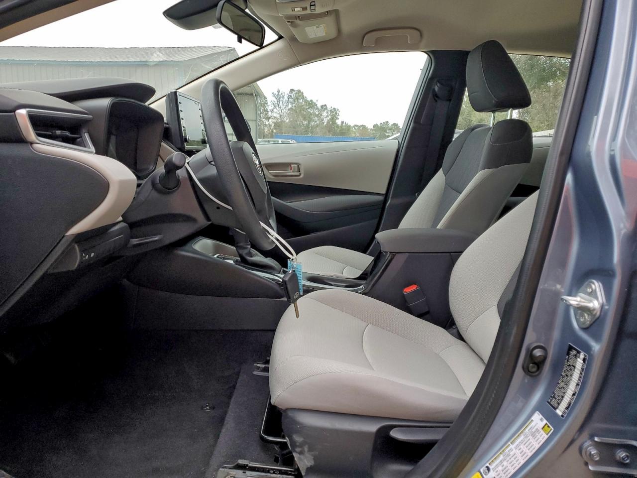 Toyota Corolla Le Image 2