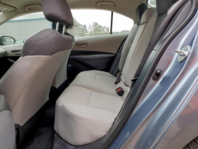 Toyota Corolla Le Image 3