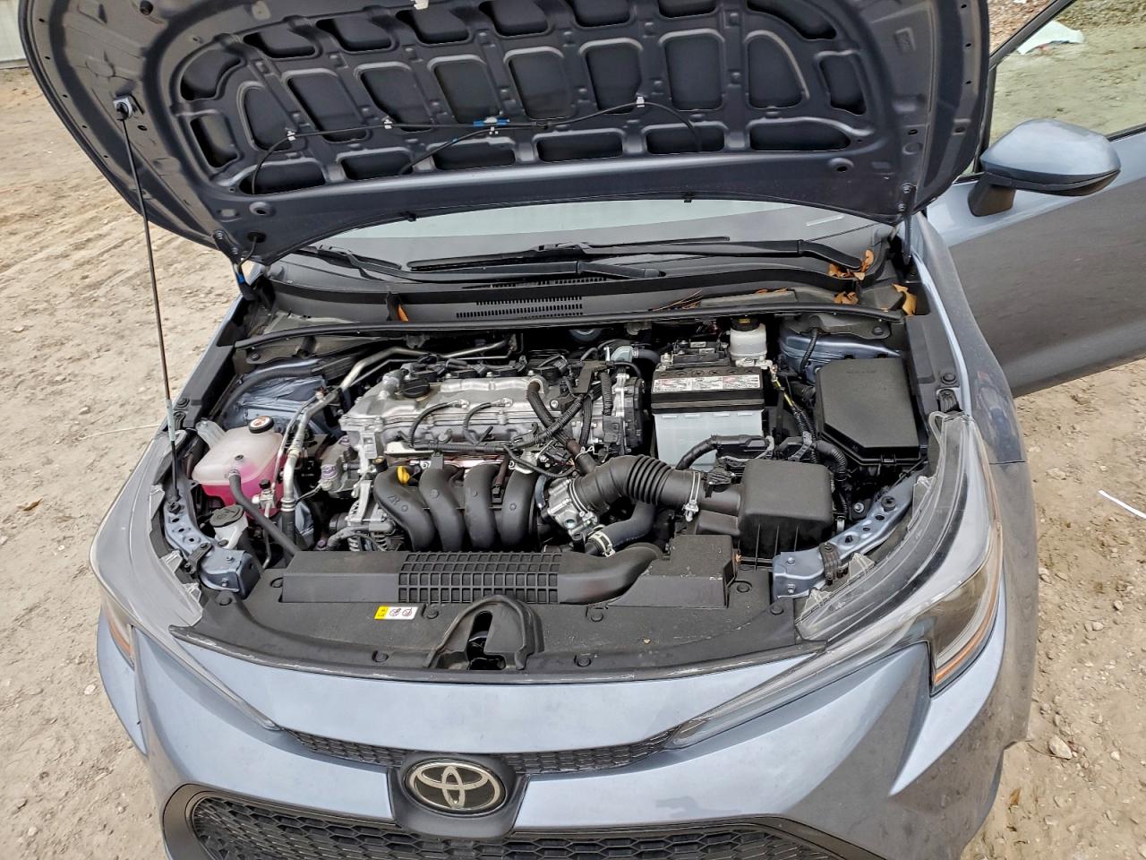 Toyota Corolla Le Image 5