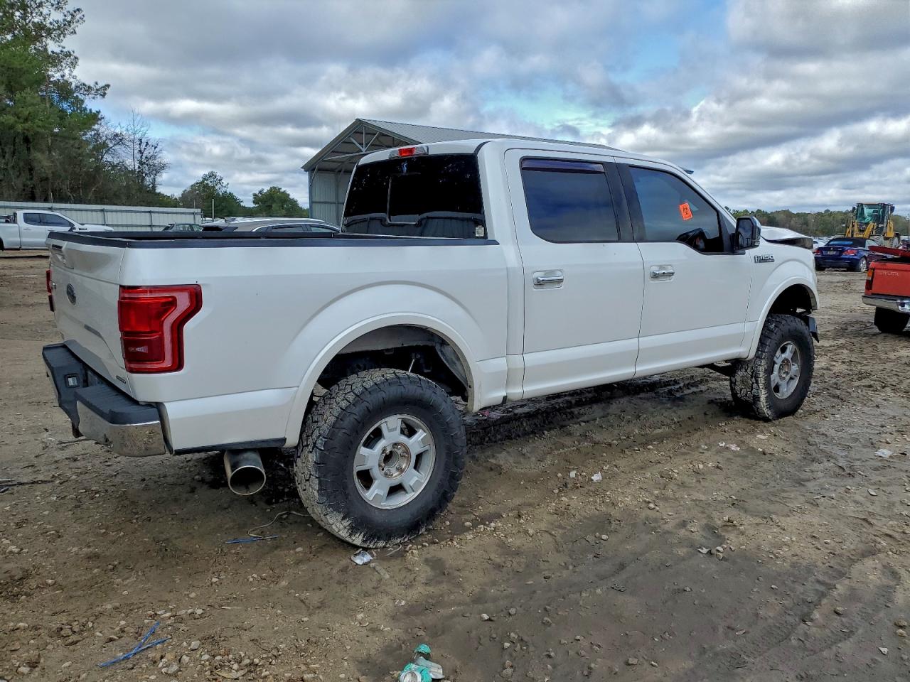 Ford F-150 Supercrew Image 2