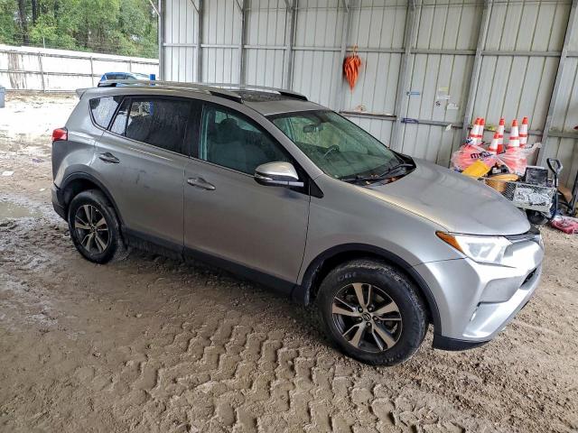 Toyota RAV4 Xle Image 3