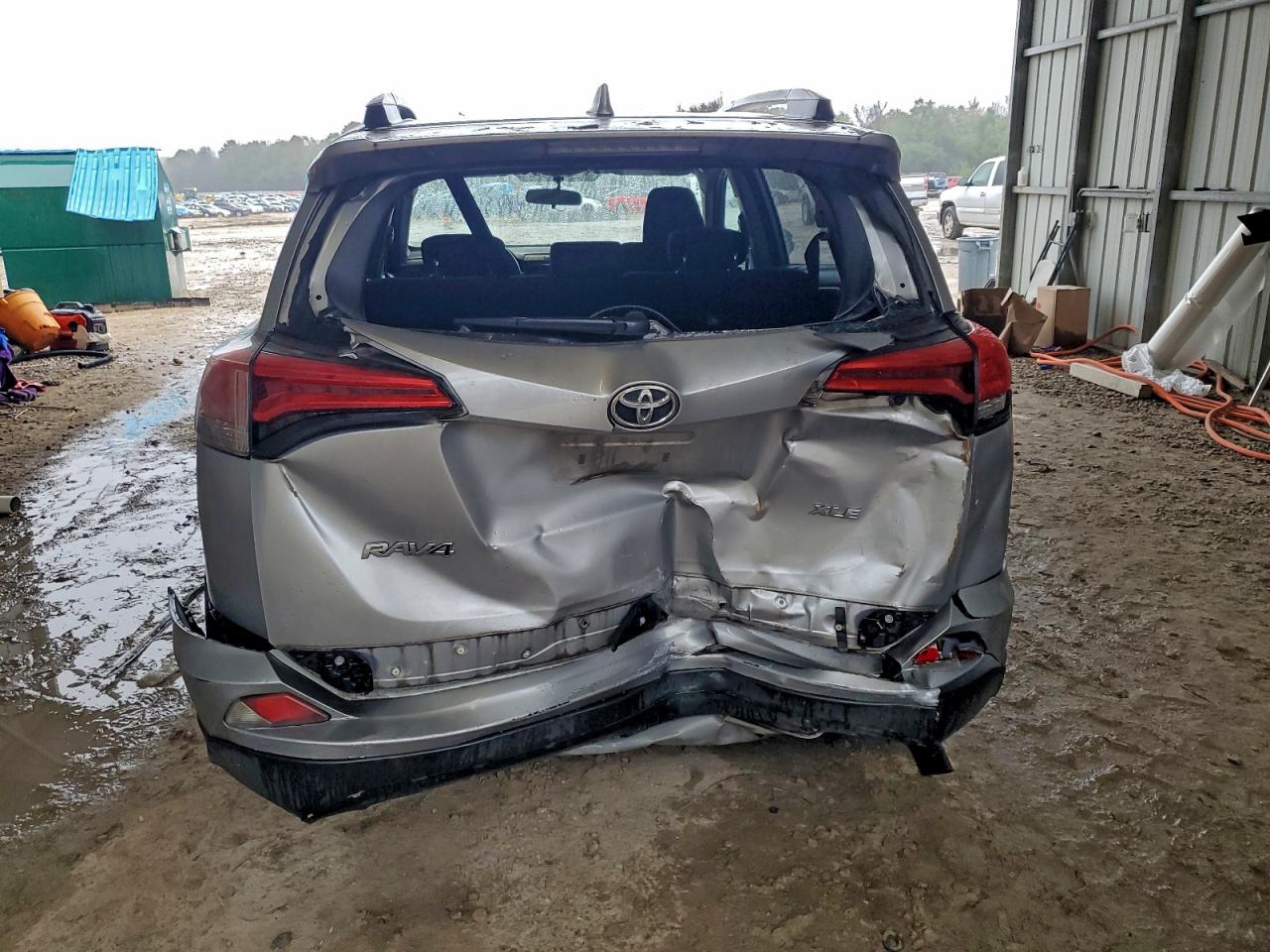 Toyota RAV4 Xle Image 6