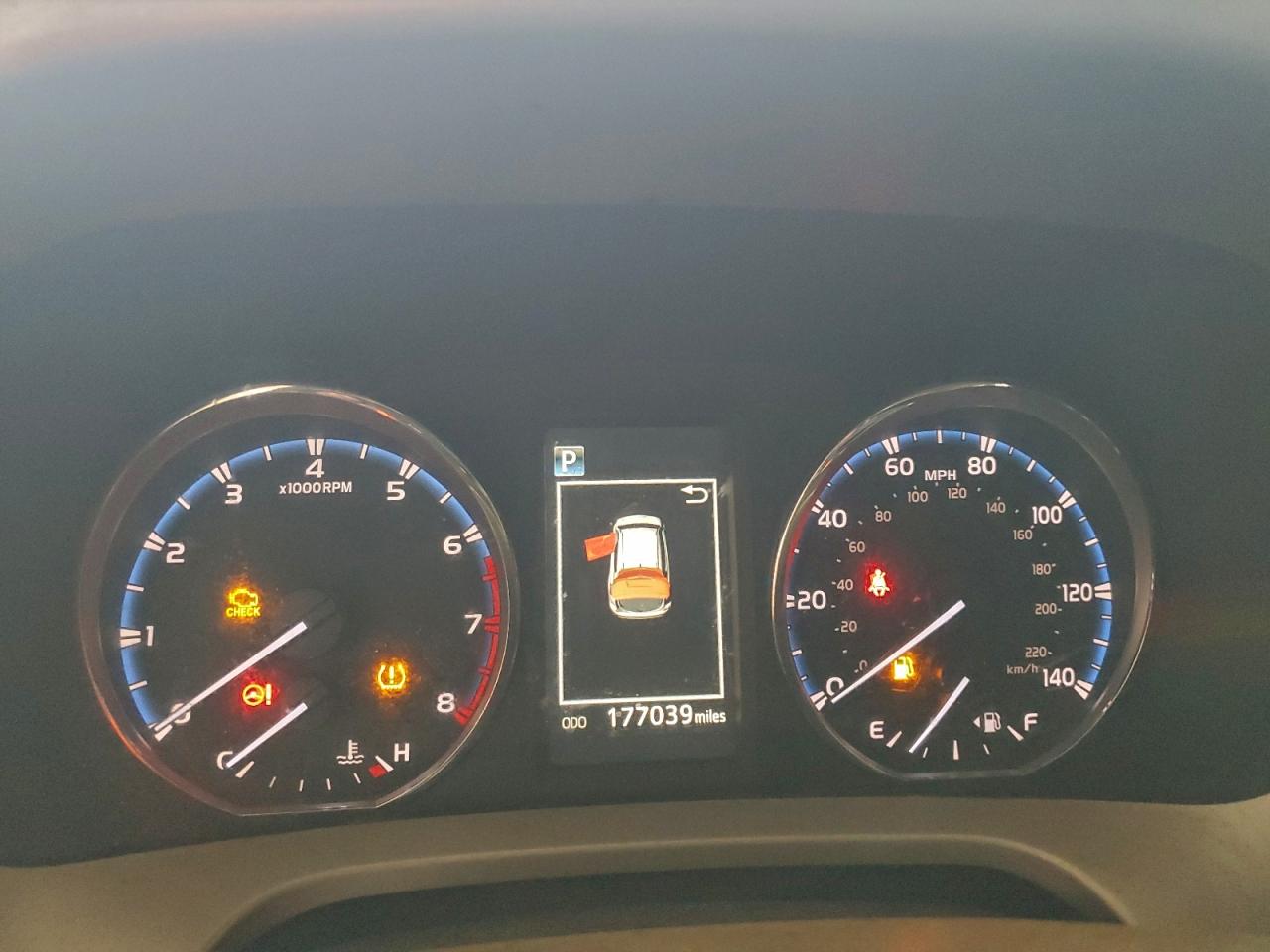 Toyota RAV4 Xle Image 5