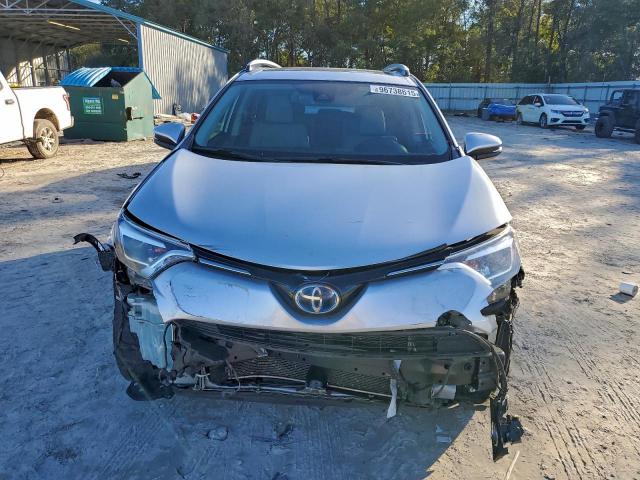 Toyota RAV4 Limited Image 4