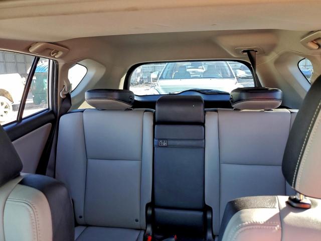 Toyota RAV4 Limited Image 2