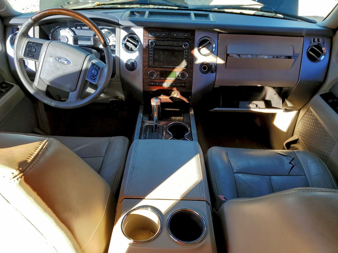 Ford Expedition El Limited Image 8