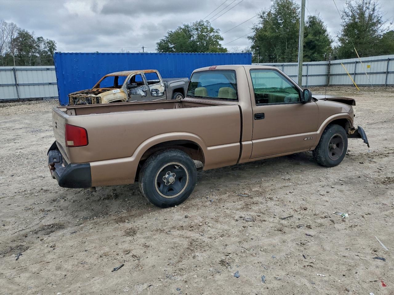 Chevrolet S-10 S10 Image 2