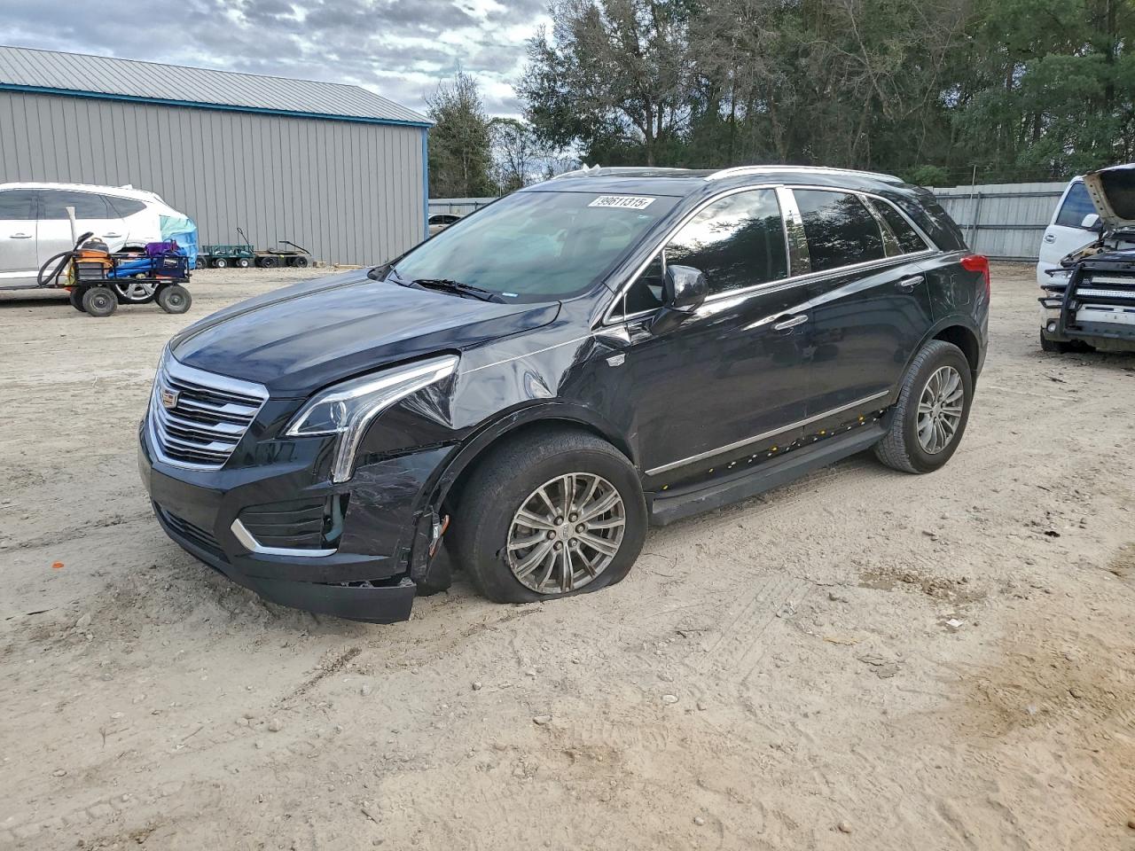Cadillac XT5 Luxury Image 1