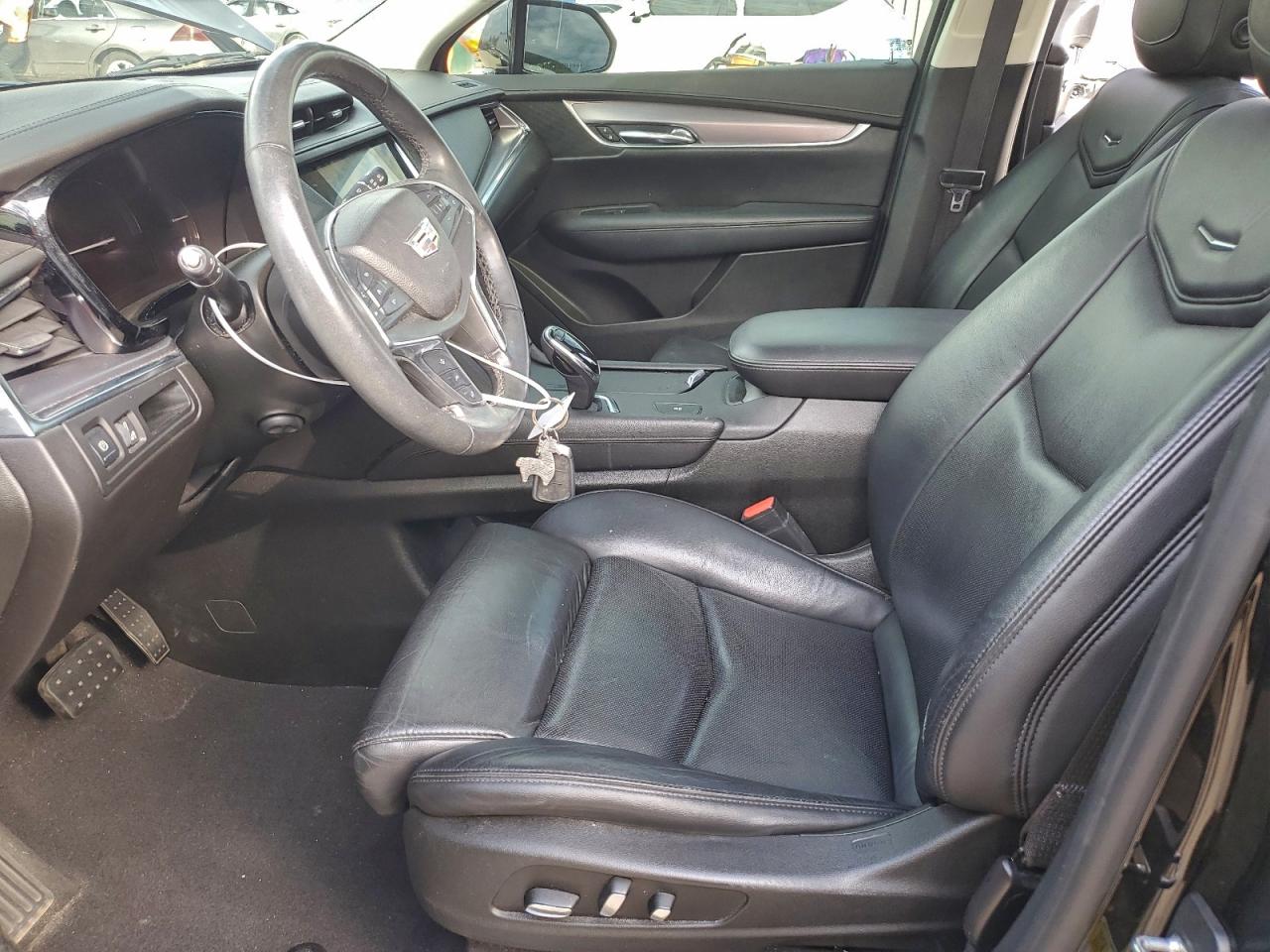 Cadillac XT5 Luxury Image 5