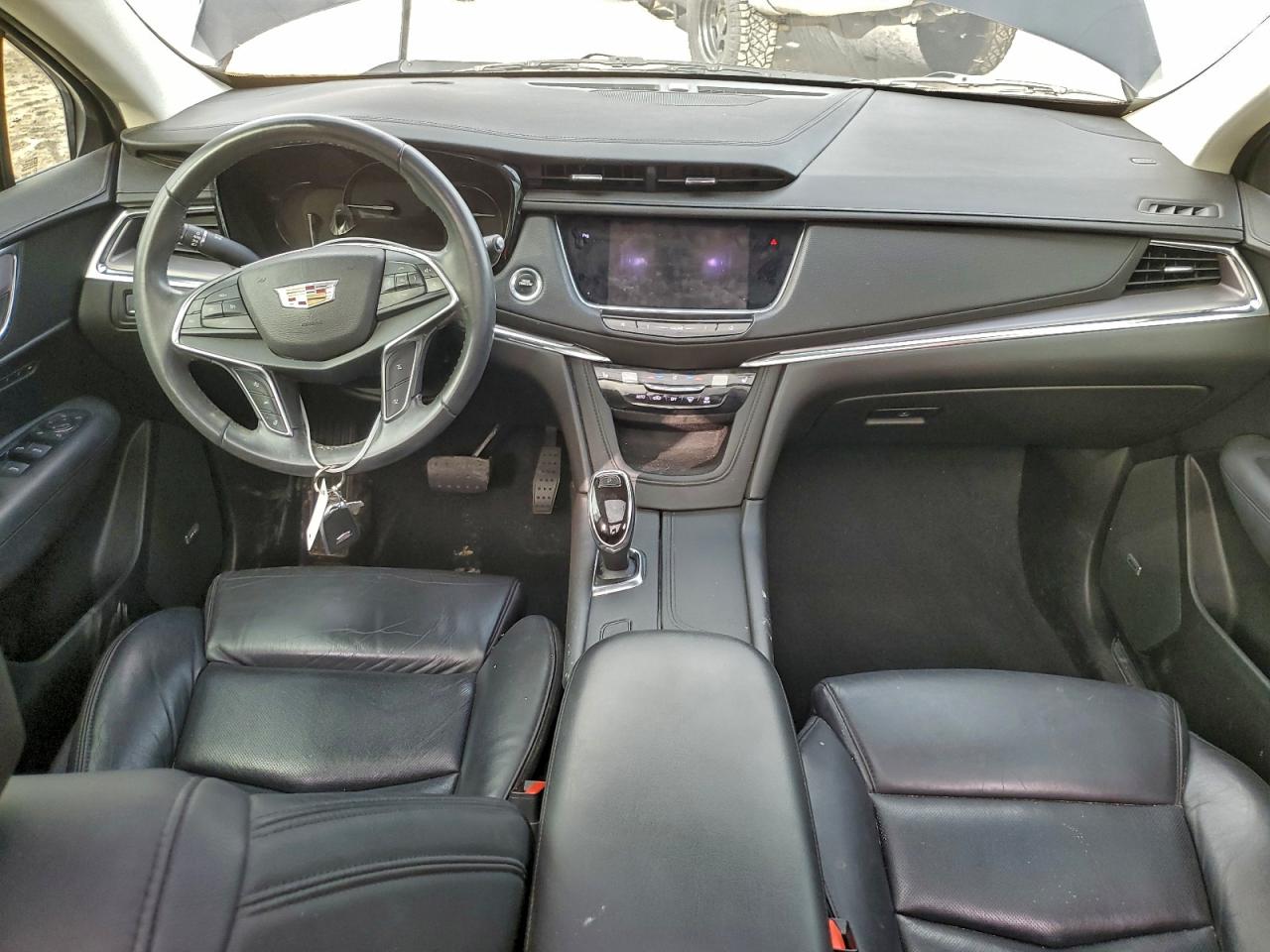 Cadillac XT5 Luxury Image 3