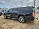 GMC Yukon Denali Image 4