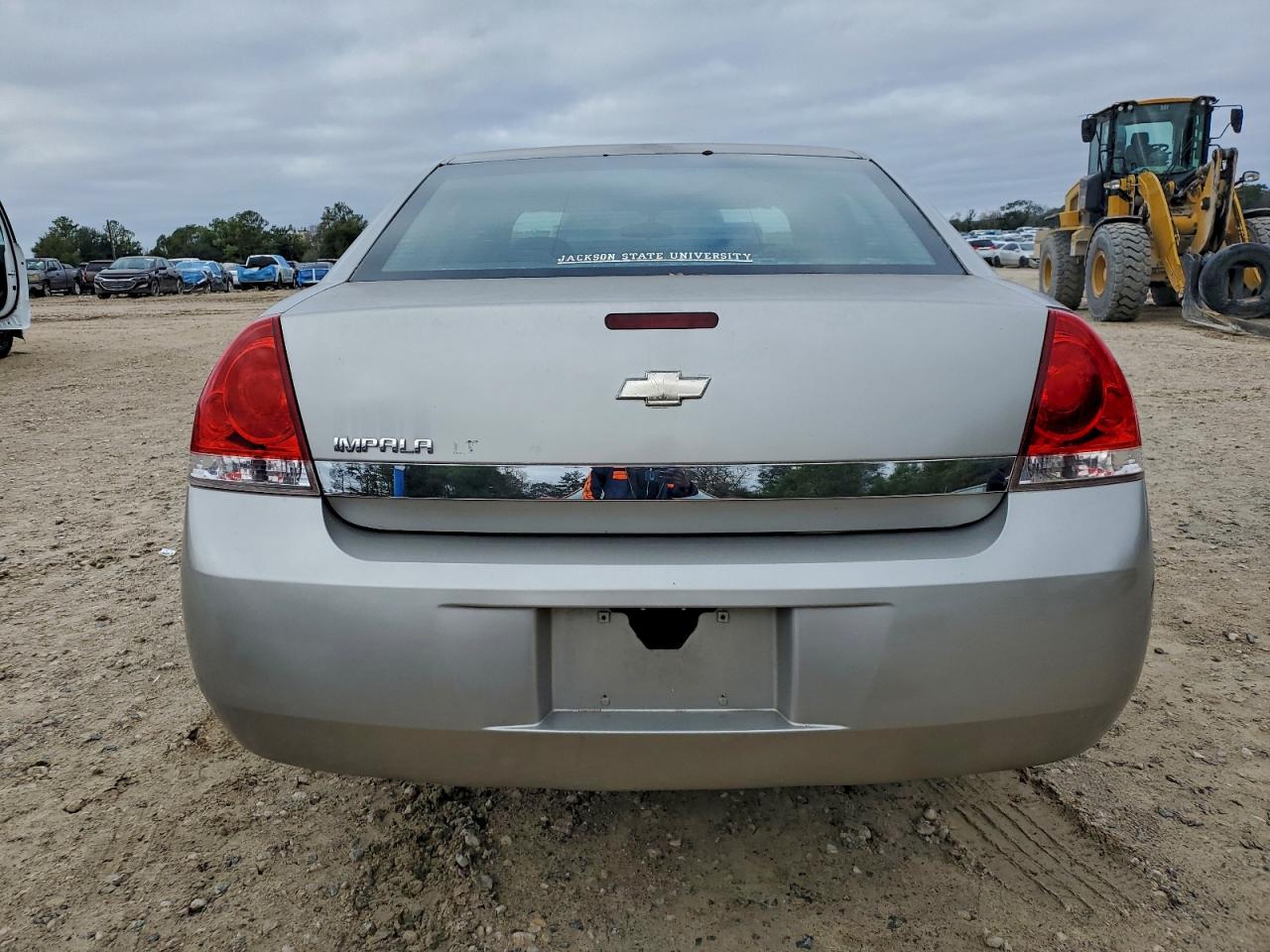 Chevrolet Impala Lt Image 6