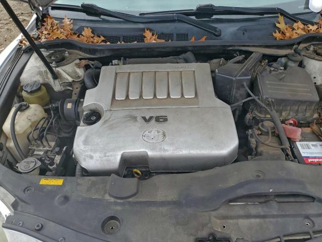 Toyota Camry Le Image 12