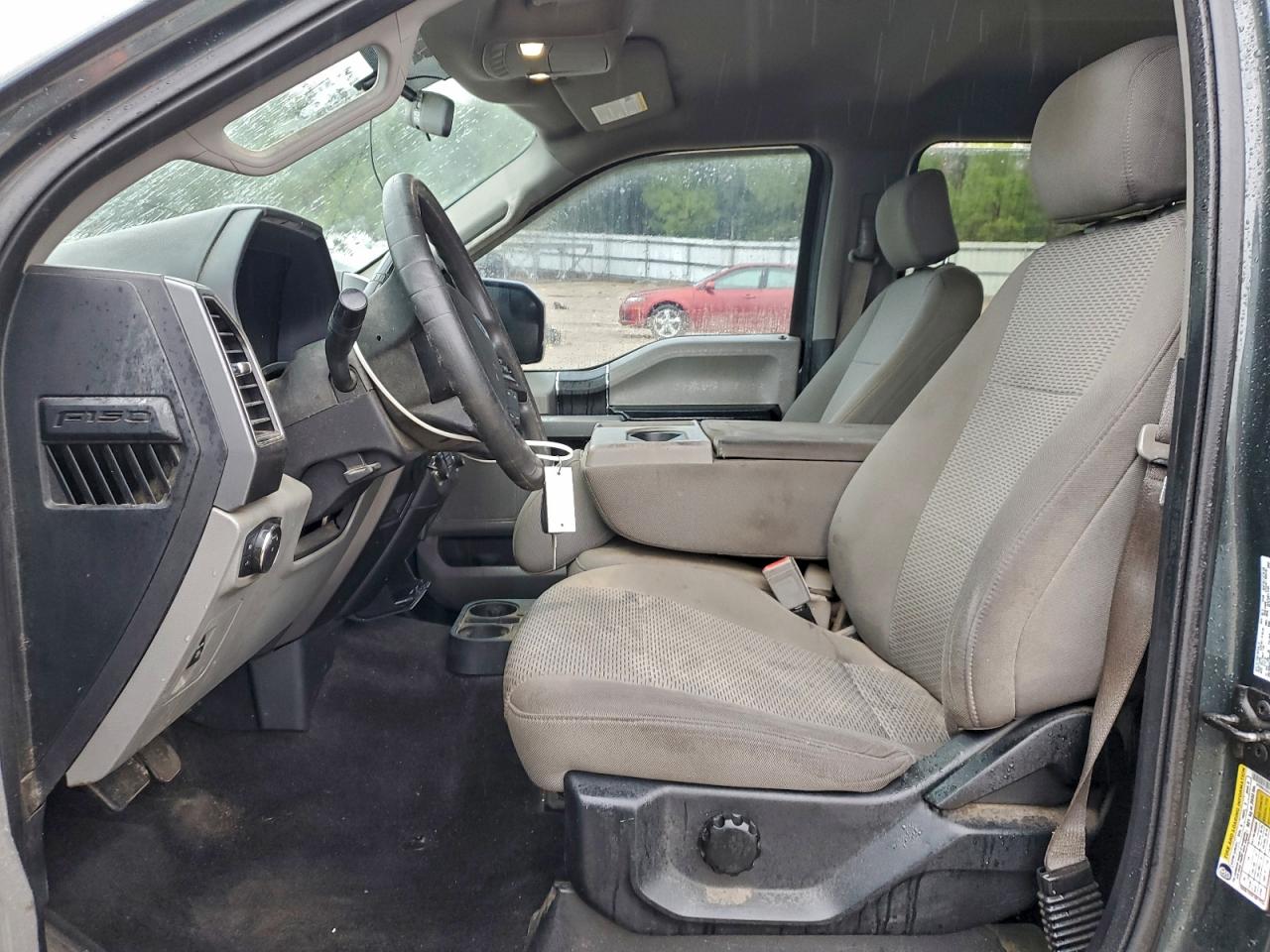 Ford F-150 Supercrew Image 3