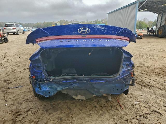 Hyundai ELANTRA Sel Image 3