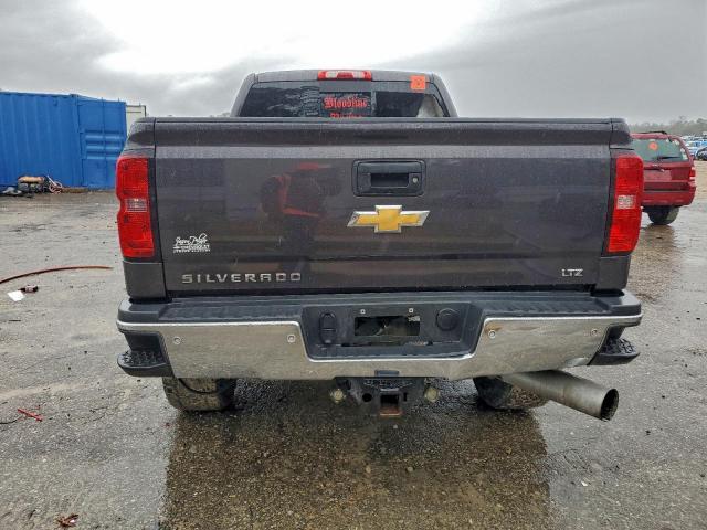 Chevrolet Silverado K2500 Heavy Duty Ltz Image 7