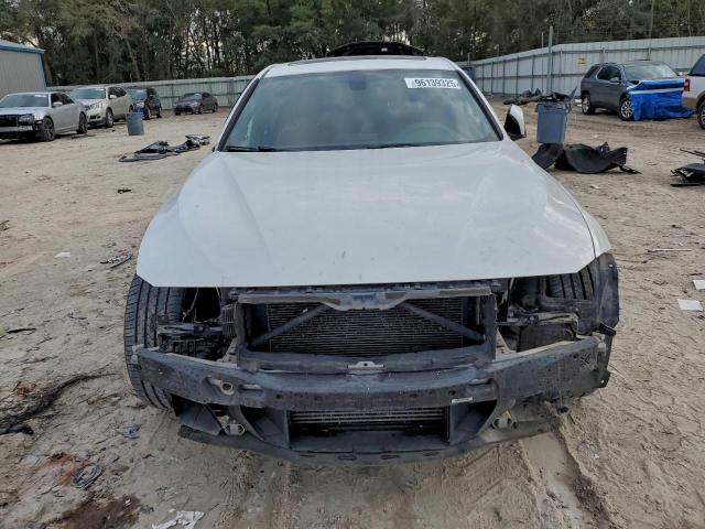 BMW 3 Series I Image 8